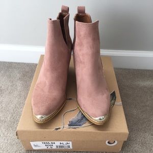 Mi.iM Tess rose 7.5 V cut out bootie New